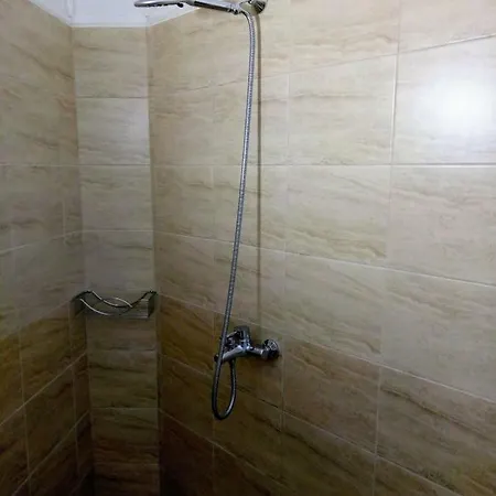 Aura Apartment *