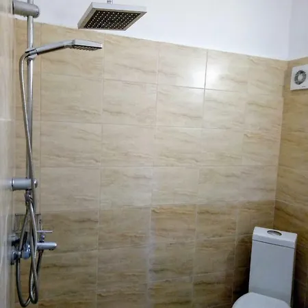 Apartment Aura