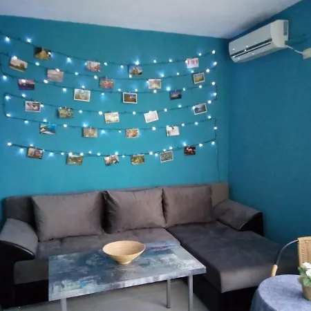 Aura Apartment