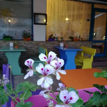 Aura Apartment *
